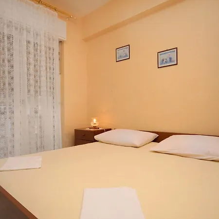 Duce 5973a Apartment Dugi Rat